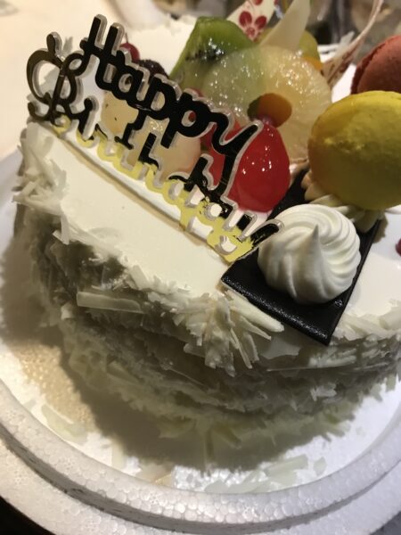 麻煩夫ブログの誕生日ケーキ