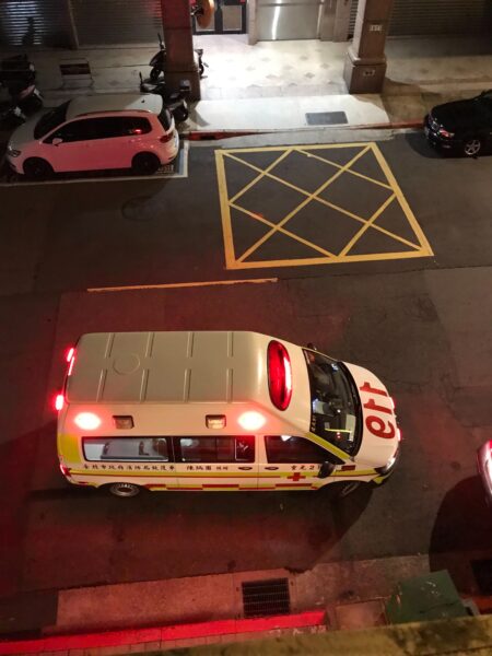 麻煩夫ブログの台湾台北の救急車